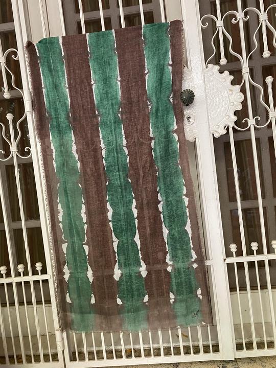 Tie & Dye technique on cotton fabric