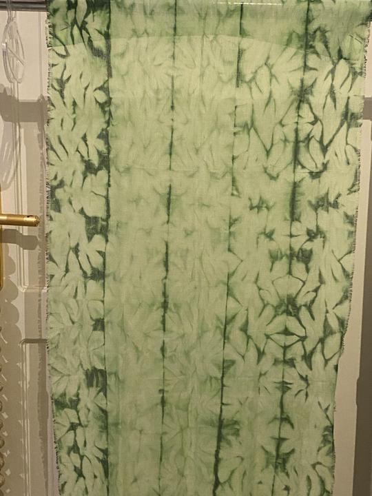 Tie & Dye technique on cotton fabric