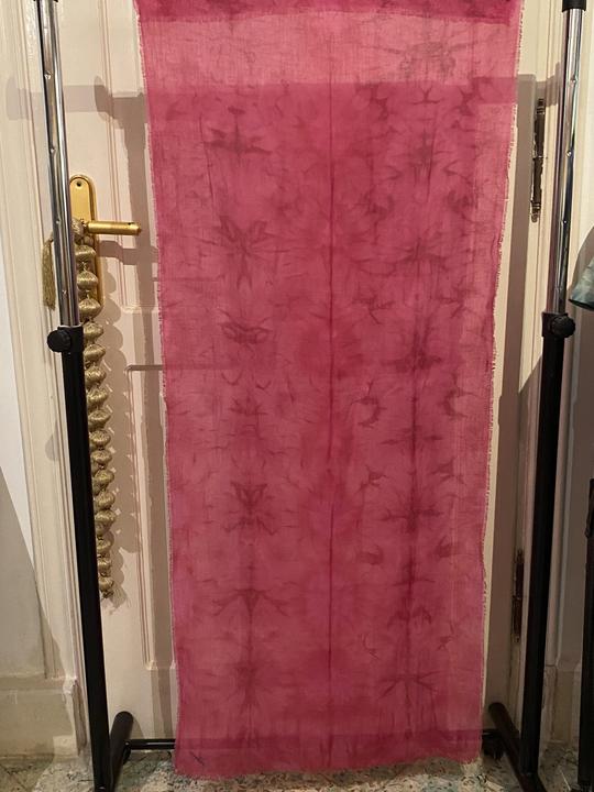 Tie & Dye technique on cotton fabric